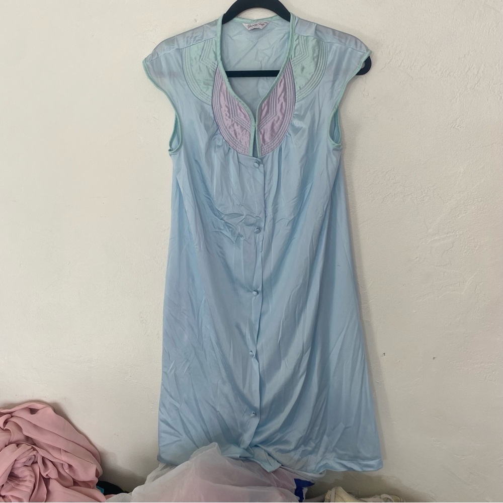 Vintage 1960s Style Art Deco nightgown house dress button front quilted XS +